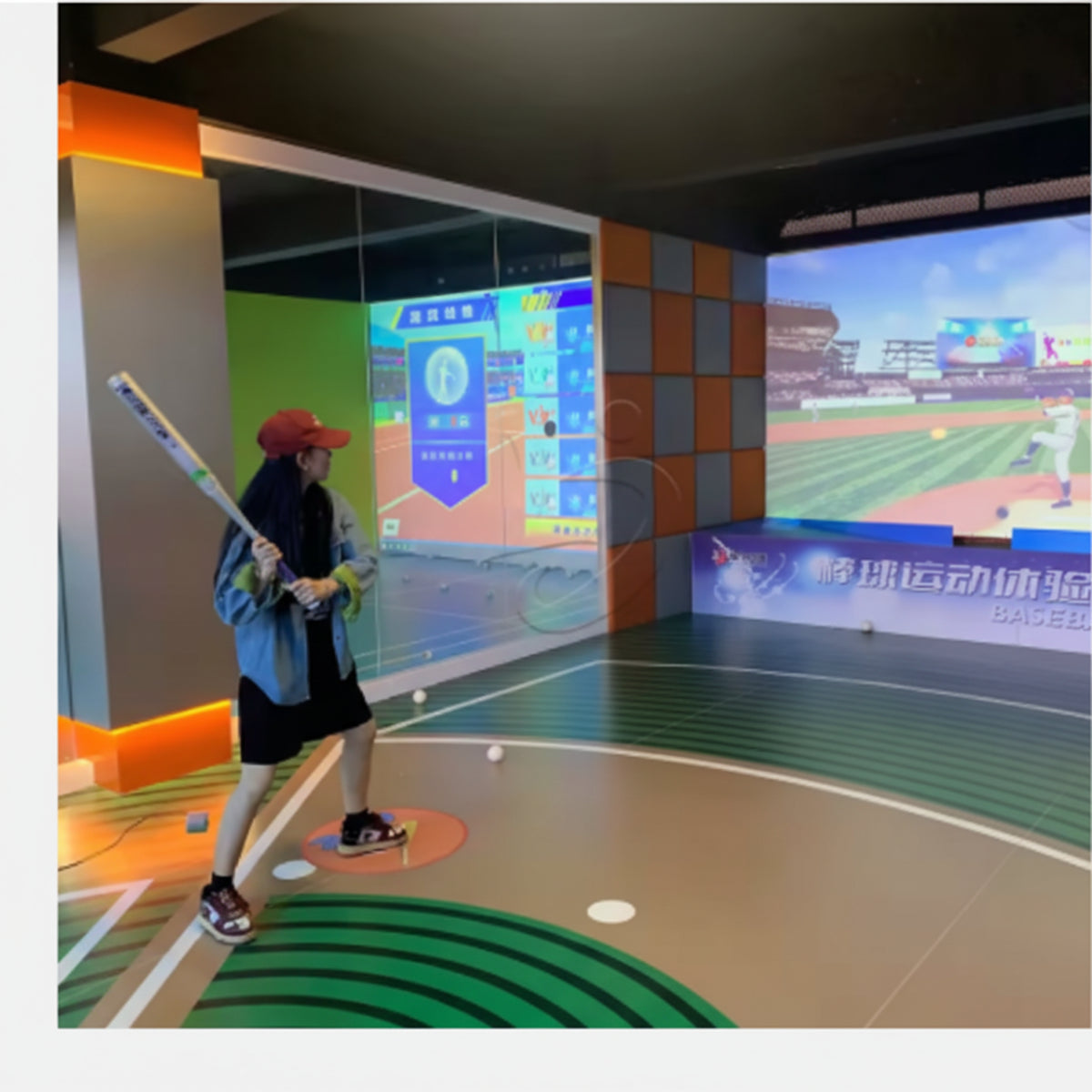 SkyLane GlassCube Interactive Baseball Simulator — product view 2